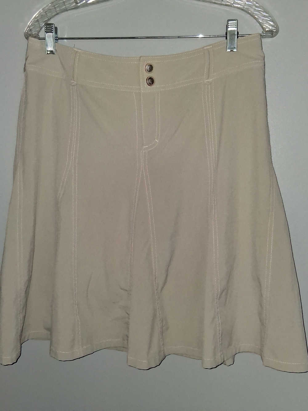 Athleta Light Beige Skort with Subtle Stitch Detailing